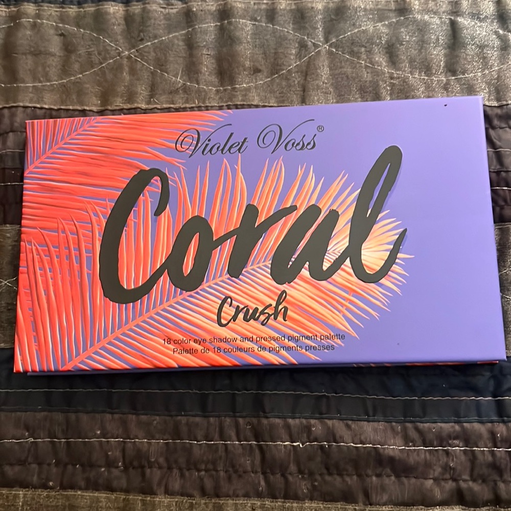 Violet Voss Coral Crush Eyeshadow Palette